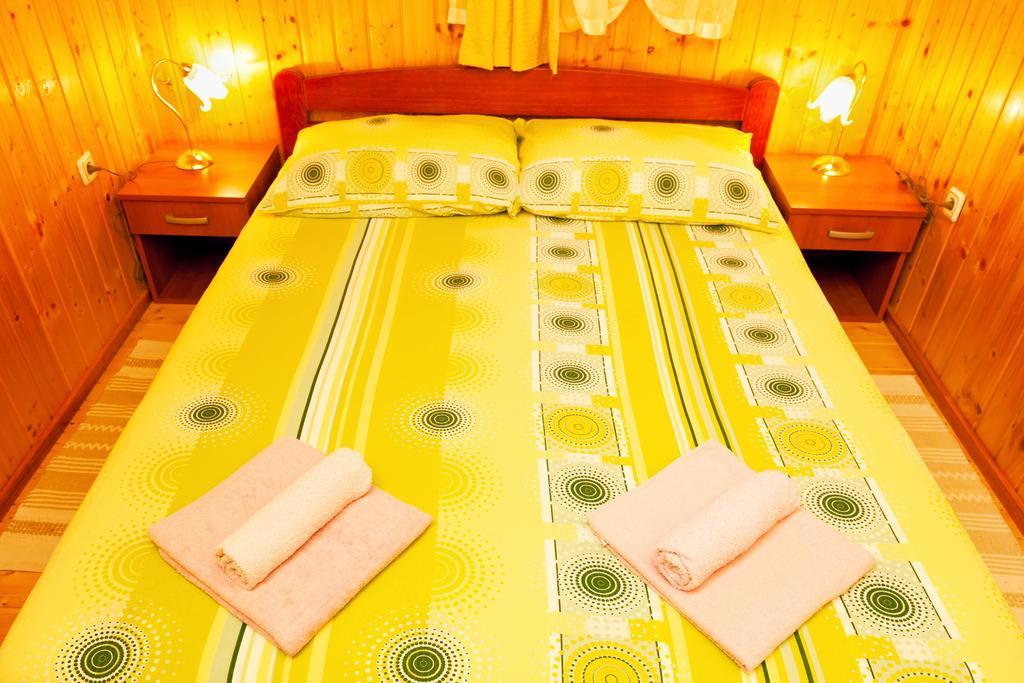 Apartment Ines 斯莫利亚纳茨 外观 照片